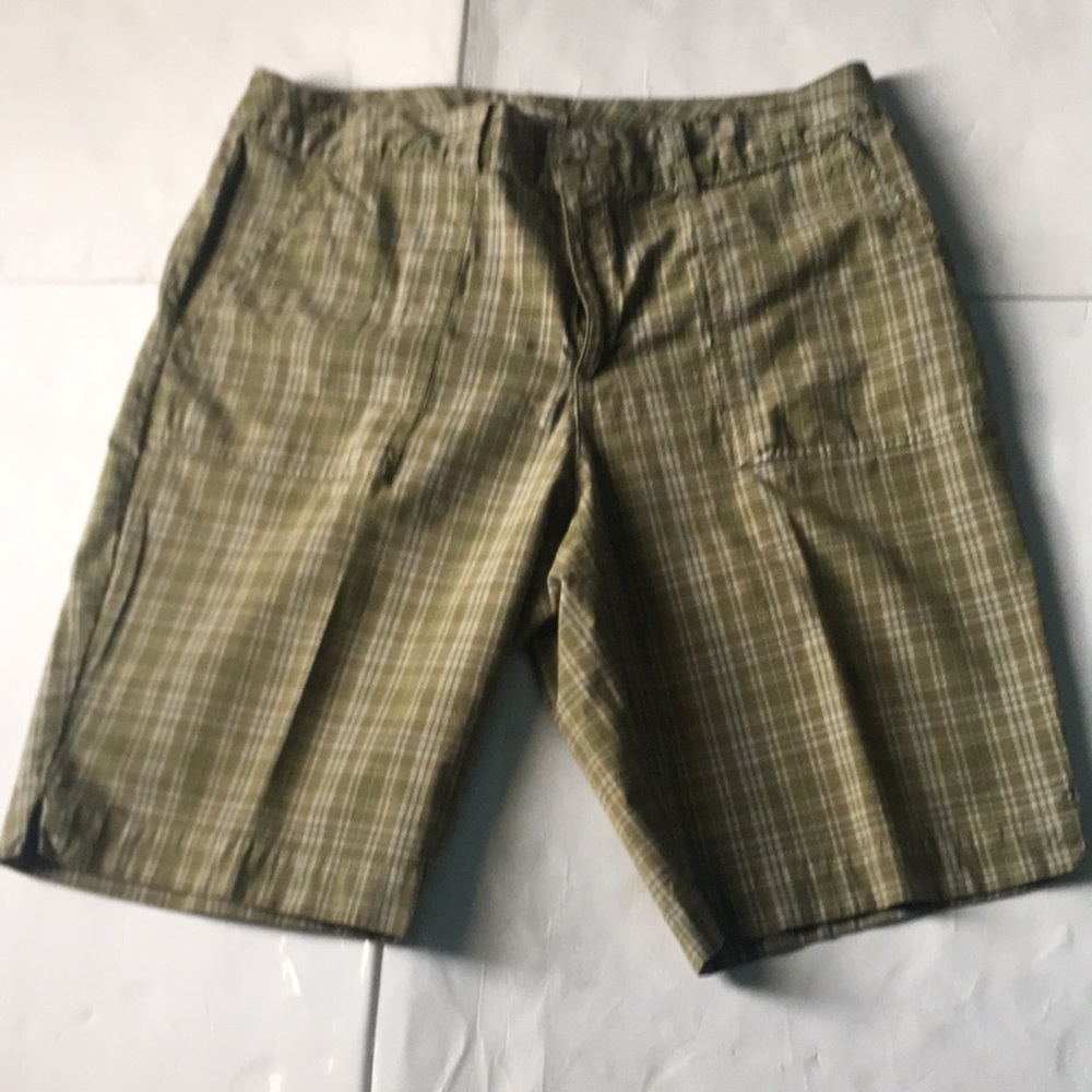 Plaid Green Stretch Bermuda Shorts